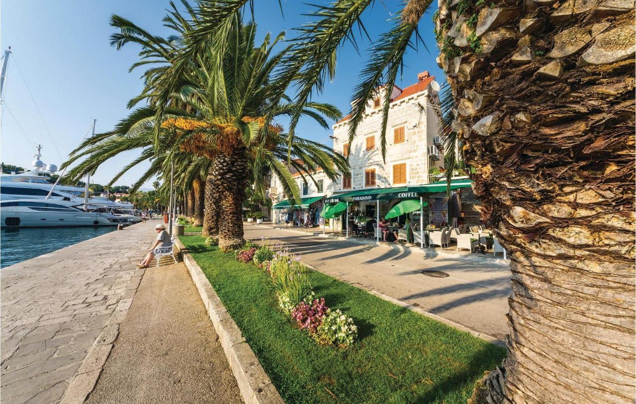 Nice Apartment In Cavtat With Wifi Ngoại thất bức ảnh