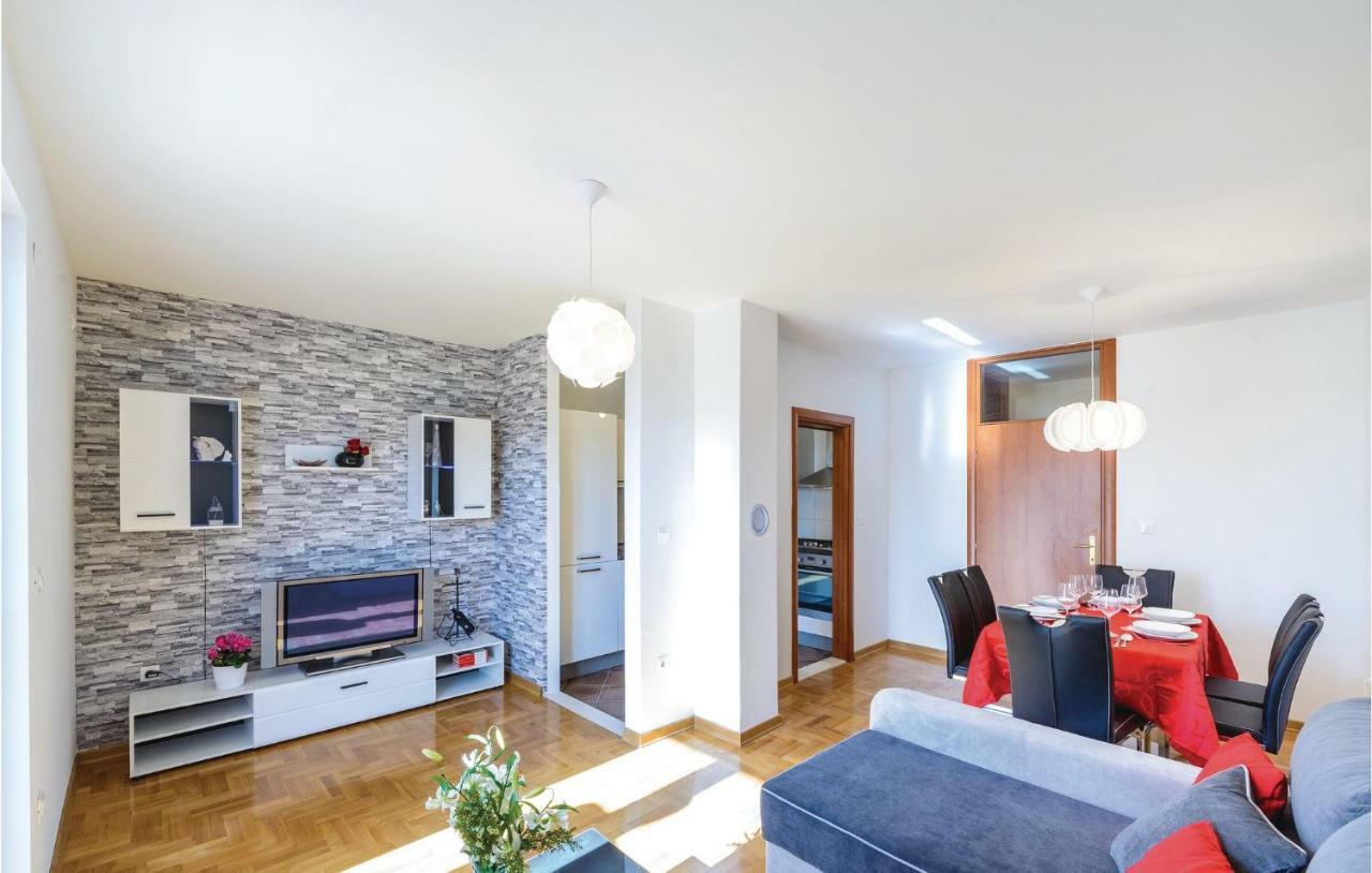 Nice Apartment In Cavtat With Wifi Ngoại thất bức ảnh
